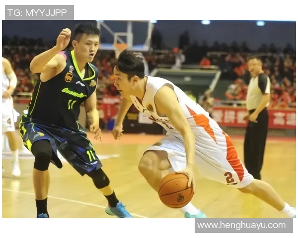 张庆鹏的篮球之路：从青涩少年到职业明星的奋斗历程与心路历程